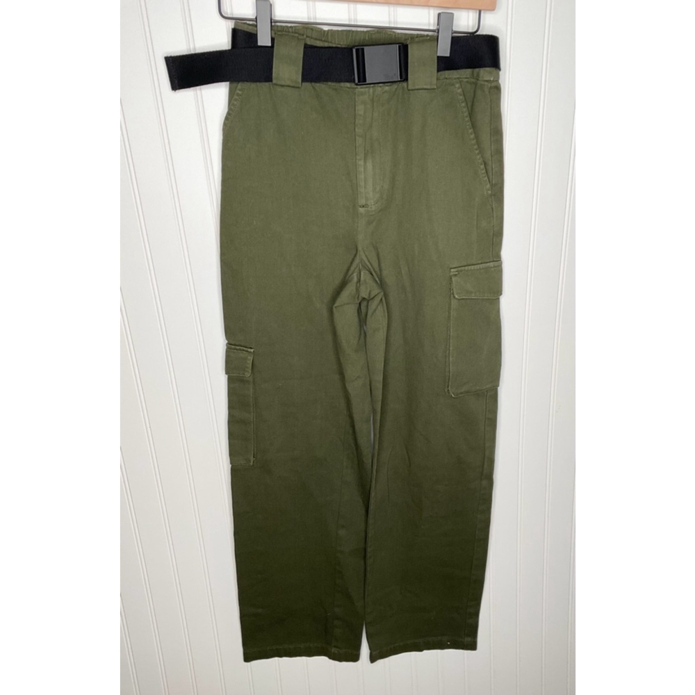 Women's Aritzia TNA Cadet Cargo Pants Size S Green